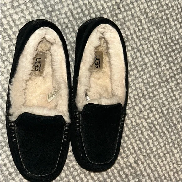 UGG Black Shearling Loafers - Picture 3 of 10
